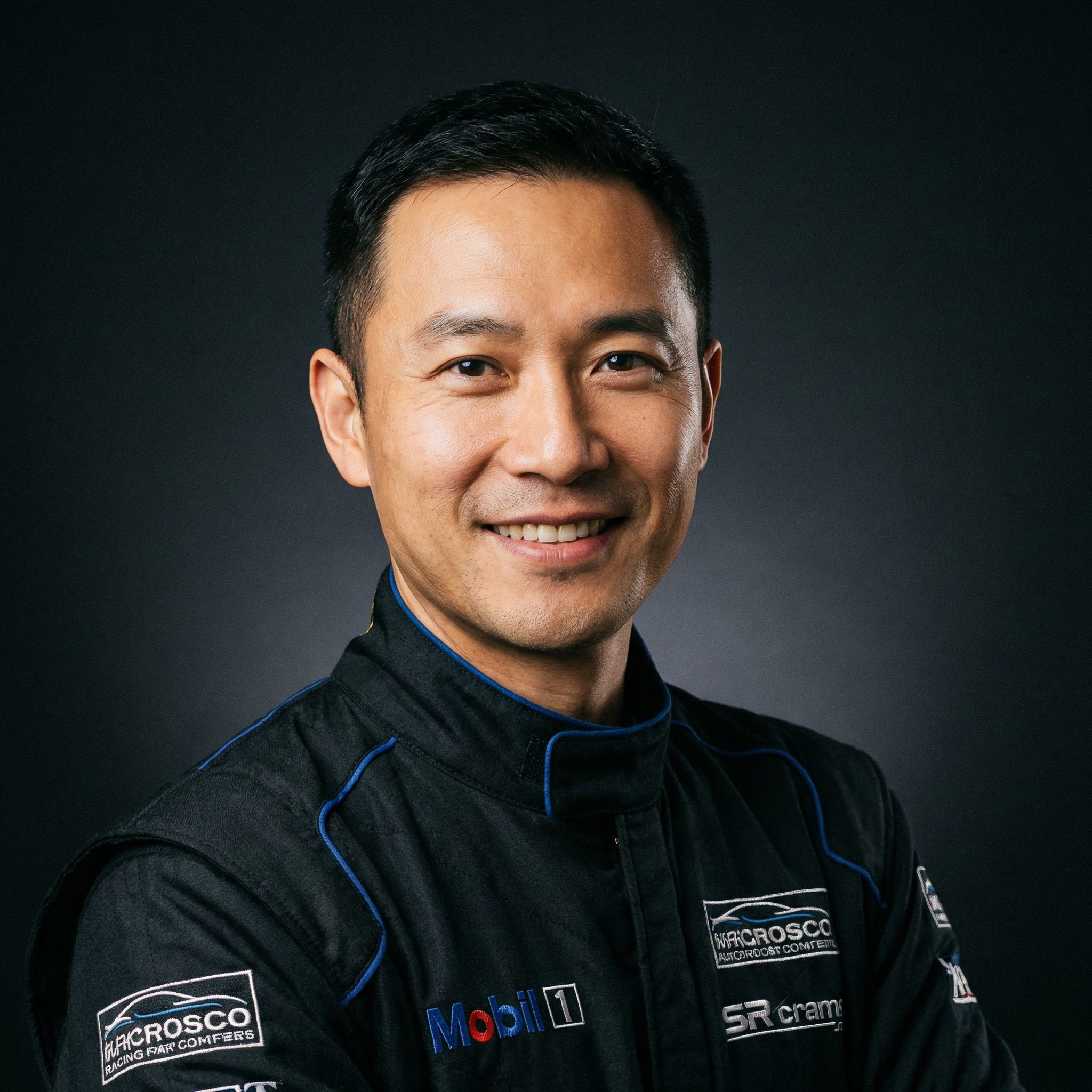 17c一起草改装导演陈锋